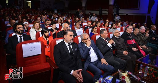 سميرة أحمد ومجدي كامل فى ختام مهرجان المركز الكاثوليكى 