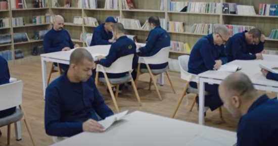 10 إجراءات بالمؤسسات العقابية تزامنا مع الحوار الوطنى.. إنشاء مراكز إصلاح وتأهيل بمعايير دولية تتفق مع قيم حقوق الإنسان..الاهتمام بذوى الهمم والإرشاد النفسى وتقويم السلوك والتوسع فى أماكن التريض