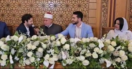 حميد الشاعري يحتفل بعقد قران ابنته نبيلة وسط العائلة.. صور