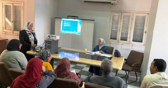 قومى المرأة بأسوان يعقد ندوات تعريفية للمتقدمين لمسابقة المشروعات الخضراء 