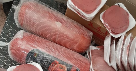 ضبط لحوم ودواجن غير صالحة للاستهلاك الآدمى بالأقصر.. صور