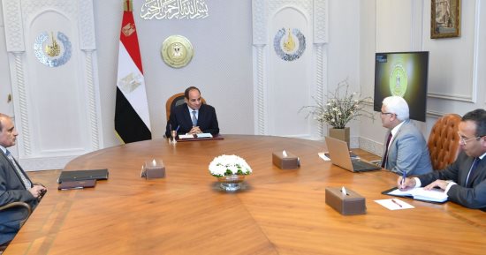 الرئيس السيسي: الدولة تسعى لتحسين الخدمات التأمينية لأصحاب المعاشات والمستحقين