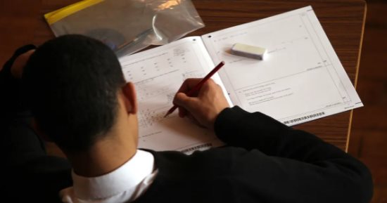 نصائح لطلاب الثانوية العامة للتخلص من الشعور بالتوتر أثناء المذاكرة