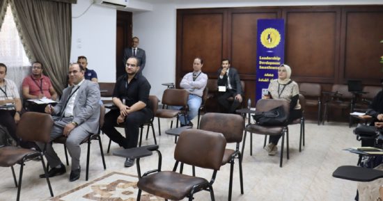 معهد إعداد القادة يوضح للمبعوثين الحقوق العلمية والمالية الخاصة بإدارة البعثات