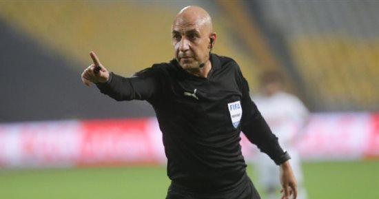 محمد عادل حكما لمباراة الزمالك والإسماعيلي فى الدوري
