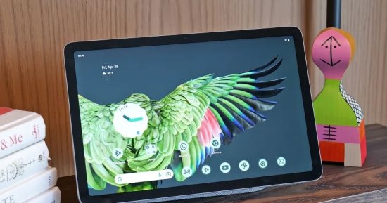 إيه الفرق؟.. أبرز الاختلافات بين جهازى Google Pixel Tablet وApple iPad (10th gen)