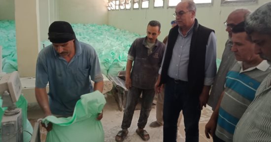 محافظ الدقهلية يحيل 144 محضر مخالفات تموينية للنيابة