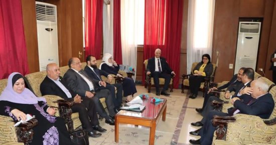 رئيس جامعة المنوفية يبحث مع النواب سبل التعاون للارتقاء بخدمات الجامعة 