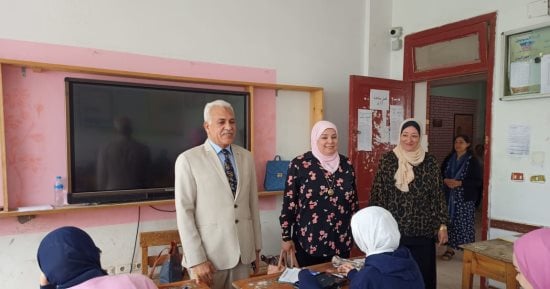 مدير تعليم القاهرة يتفقد لجان الامتحانات بالقاهرة الجديدة