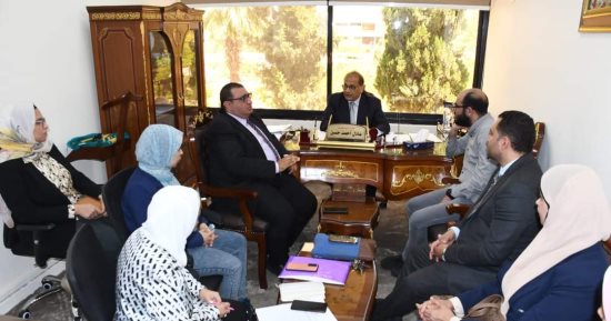 نائب رئيس جامعة الإسماعيلية الجديدة يجتمع بمنسقى برنامج "ابن الهيثم"