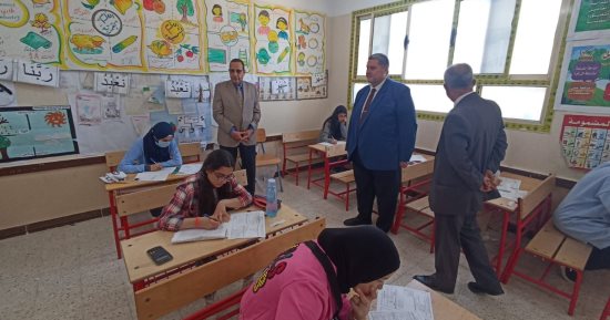 طلاب الإعدادية بشمال سيناء يؤدون امتحان مادة العلوم وانطلاق أعمال التصحيح 