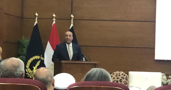 رئيس أكاديمية الشرطة: الأكاديمية تقدم ضباطا مزودين بالعلم والمعرفة