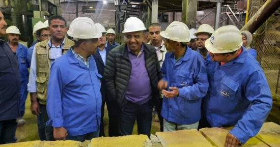 وزير قطاع الأعمال: تطوير مصانع الإسكندرية للحراريات وإدخال تكنولوجيا جديدة 