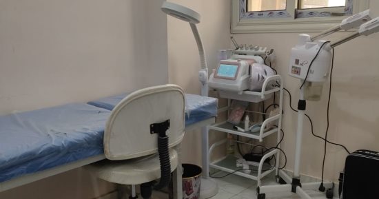 ضبط عيادة غير مرخصة تقدم خدمات التجميل من خلال غير المتخصصين بمركز جرجا