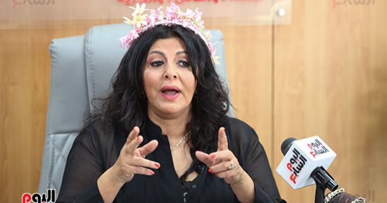 تأجيل محاكمة مساعدة الفنانة هالة صدقى بتهمة الابتزاز لجلسة 22 يناير