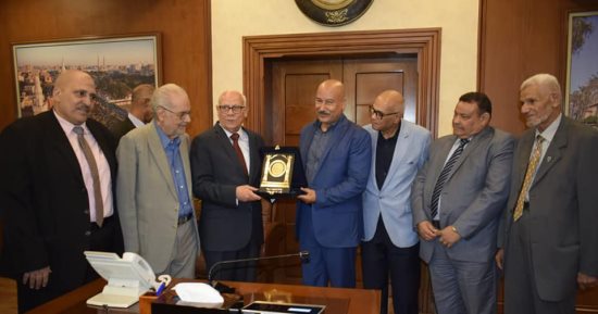 نقيب التطبيقيين يلتقى محافظ بورسعيد لبحث التعاون فى مجالات التدريب
