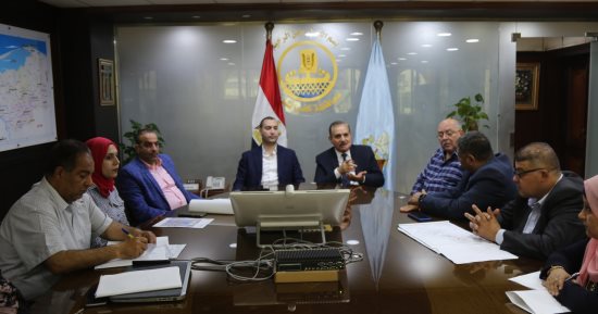 محافظ كفر الشيخ يناقش خطة تطوير وتجميل ميدان الدسوقي للحفاظ على الطابع العمراني للمنطقة
