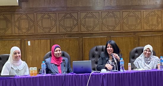جامعة حلوان تنظم ندوة لتعريف أعضاء هيئة التدريس بالمنح الدولية المقدمة للجامعة