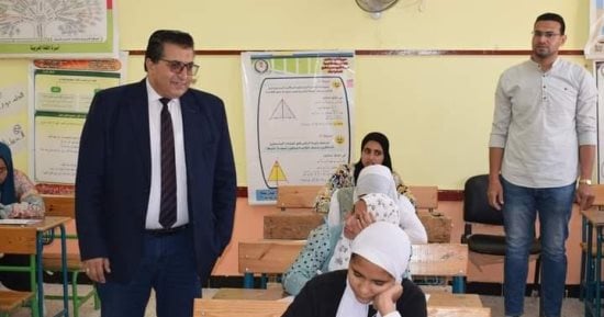 مدير تعليم جنوب سيناء يتفقد لجان امتحانات الشهادة الإعدادية