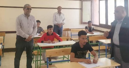 تعليم الوادى الجديد: انتظام طلاب الإعدادية بامتحانى الهندسة والتربية الفنية