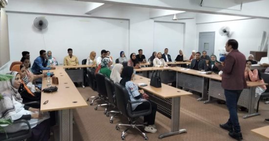 مكافحة الإدمان ينظم سلسلة ندوات لطلاب جامعة الوادى الجديد عن خطورة المخدرات