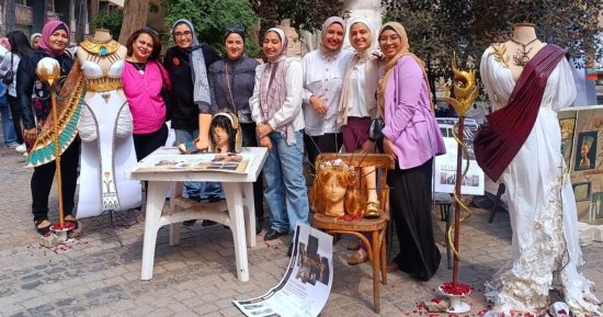 افتتاح معرض "أزياء مسرحية مستوحاة من حضارات قديمة" بفنون جميلة الزمالك.. صور