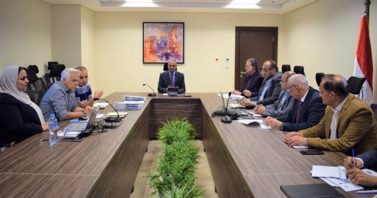 نائب وزير الإسكان يتابع أنشطة مشروع تعزيز استدامة خدمات مياه الشرب والصرف بصعيد مصر