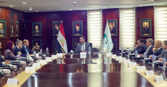رئيس البريد يستقبل المشرف العام على جائرة مصر للتميز الحكومى 