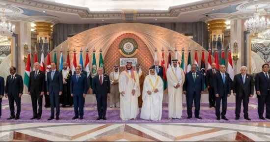 أهم الأخبار العالمية والعربية حتى الـ12.. القادة العرب: الأمن المائى لمصر والسودان جزء من الأمن العربى.. رئيس مجلس النواب الأمريكى يؤكد توقف مفاوضات سقف الدين.. وإندونيسيا: مستعدون للوساطة بين روسيا وأوكرانيا