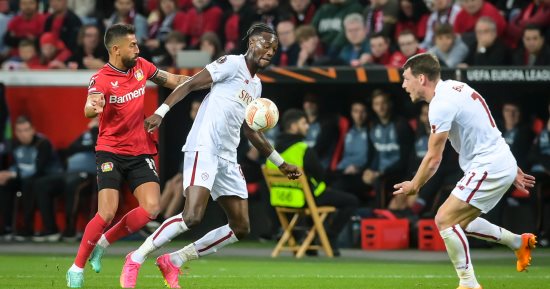 روما يتعادل مع باير ليفركوزن ويتأهل لنهائي الدوري الأوروبي
