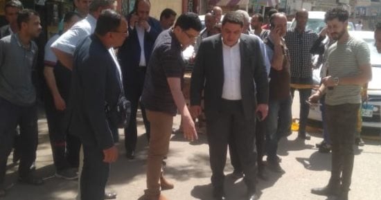 السكرتير العام المساعد لبنى سويف يتفقد الإجراءات الفنية المنفذة حيال هبوط جزئي بسمسطا
