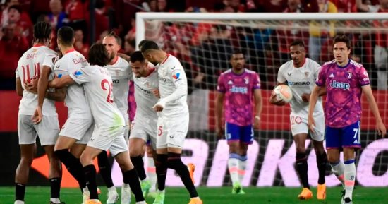 مشوار إشبيلية فى الدورى الأوروبى قبل مواجهة روما فى النهائى.. إنفوجراف