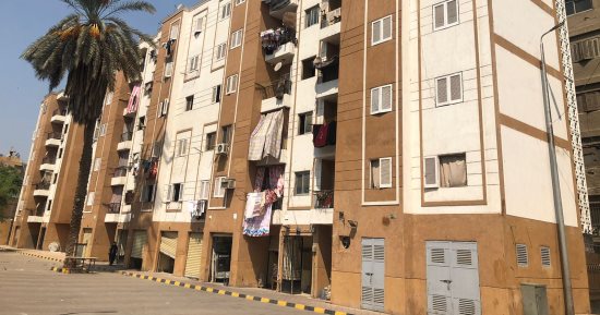 كيف تحولت "عشش السودان" من العشوائية إلى روضة حضارية بالدقى.. 4 مراحل قضت على النمو العشوائى ووفرت للأهالى سكنا كريما.. انتهاء تسكين 228 أسرة بوحدات حضارية.. وإنشاء مجمع خدمى متكامل لتلبية احتياجات المواطنين