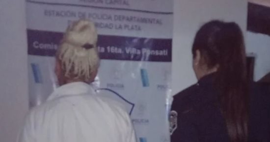أرجنتينية تحبس حبيبها 3 أيام بسبب الغيرة.. مافيش تليفون والخروج بمواعيد