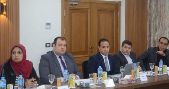 نائب وزير الإسكان يلتقى رؤساء المدن لمتابعة توفيق أوضاع الأراضى بالمدن الجديدة
