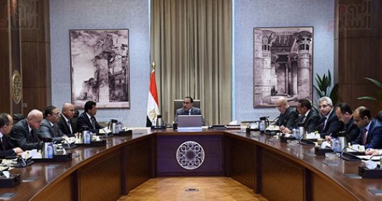 رئيس الوزراء يتابع موقف سداد مستحقات "المقاولون العرب" لدى الجهات الحكومية