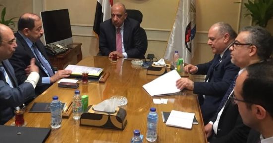 وزير قطاع الأعمال العام يبحث فرص الاستثمار بالمثلث الذهبى