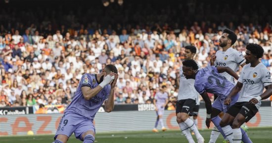 فالنسيا يهزم ريال مدريد وسط أحداث شغب في الدوري الإسباني.. فيديو