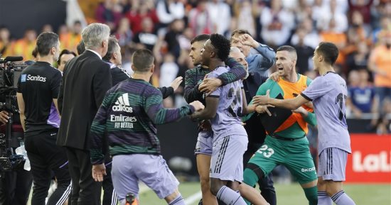 فالنسيا ضد الريال.. فينسيوس جونيور يسجل رقما تاريخيا سلبيا مع الميرنجي