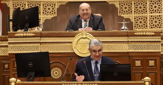 محمد شاكر: نسابق الزمن لإنتاج 60% من الكهرباء بالطاقة المتجددة بحلول 2040