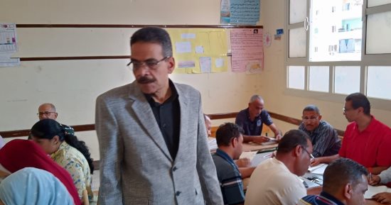 وكيل تعليم البحر الأحمر يؤكد على مراعاة الدقة بتصحيح امتحانات الشهادة الإعدادية