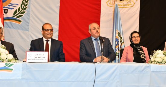 رئيس جامعة قناة السويس يشهد تدشين مسرح جامعة الإسماعيلية الجديدة الأهلية