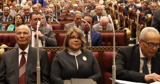 رؤساء هيئات برلمانية يدعون لتوطين الصناعة بالمنطقة الاقتصادية لقناة السويس 