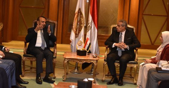 وزير القوى العاملة يبحث مع نظيره العراقى المعاشات التقاعدية