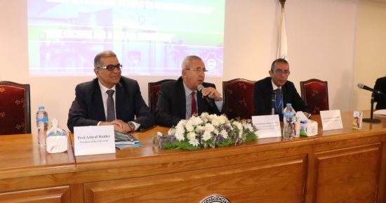 كلية طب جامعة مصر للعلوم والتكنولوجيا تعقد المؤتمر البحثى الطلابى الأول للنظام التكاملى تحت شعار "البحث العلمى من أجل غد أفضل"
