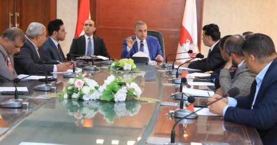 محافظ سوهاج يترأس اجتماع مجلس إدارة الهيئة الإقليمية لتنشيط السياحة