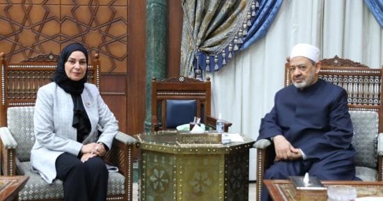 شيخ الأزهر لسفيرة البحرين: نفخر بالمرأة العربية حينما تتقلد الأدوار القيادية والمرموقة