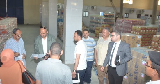 ضبط مخزن لاحتكار السلع الأساسية والتحفظ على لحوم منتهية الصلاحية ببنى سويف