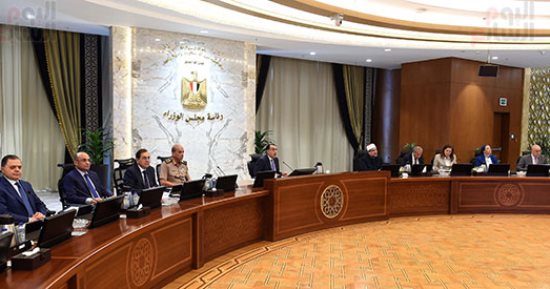 رئيس الوزراء يرأس اجتماع الحكومة الأسبوعى