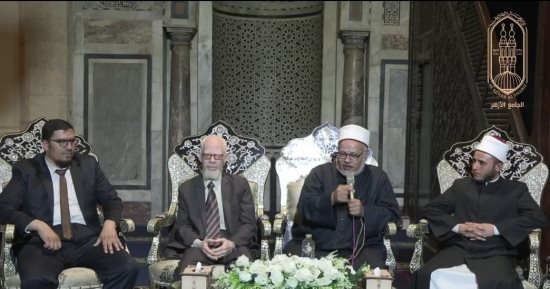 رئيس جامعة الأزهر الأسبق: انتشار الإسلام بالسيف شبهة واهية تتعارض مع المنطق 